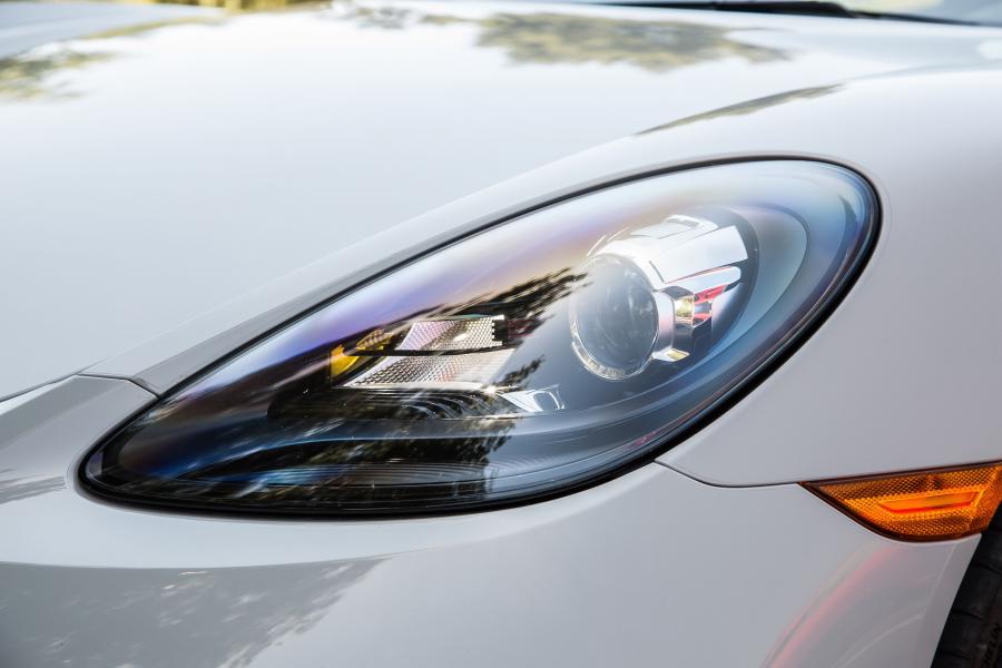 Детали экстерьера Porsche 718 Boxster GTS (982) 2018 года  (NA) (фото 19 из 40)
